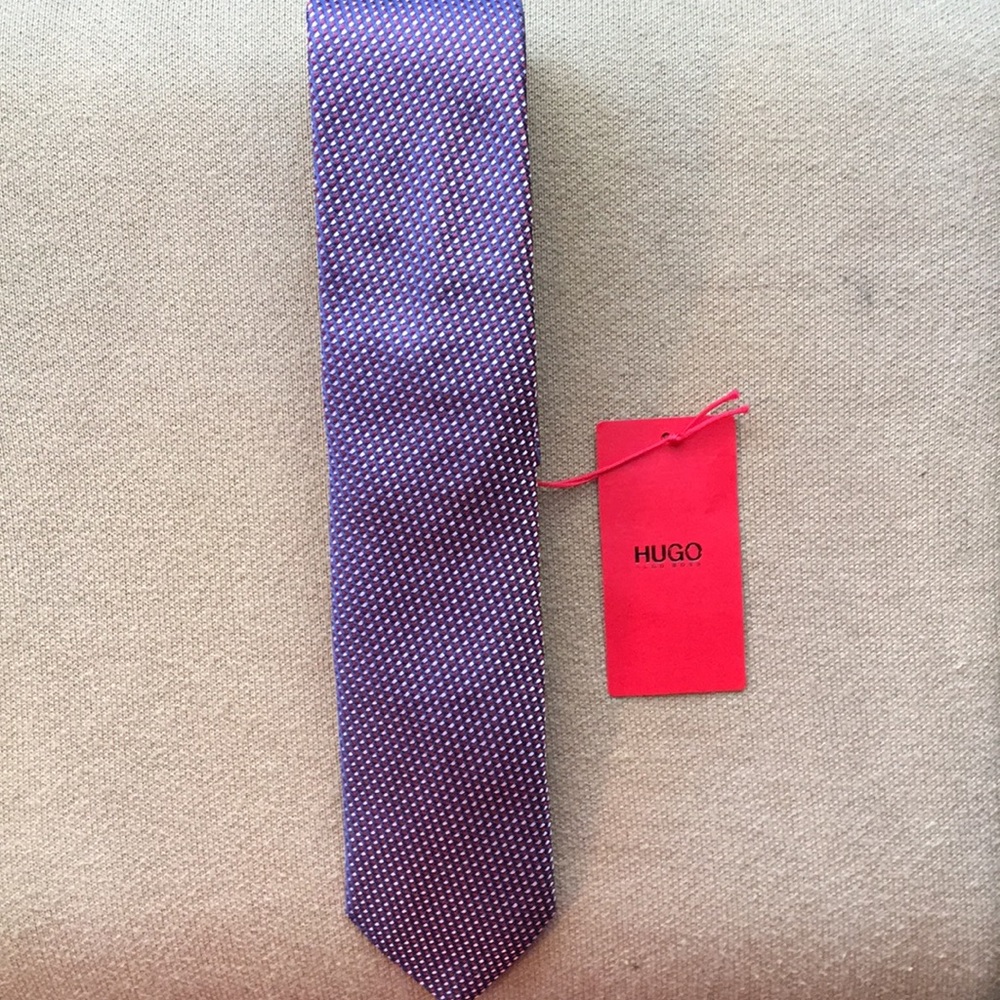 Hugo Boss Pindot Tie